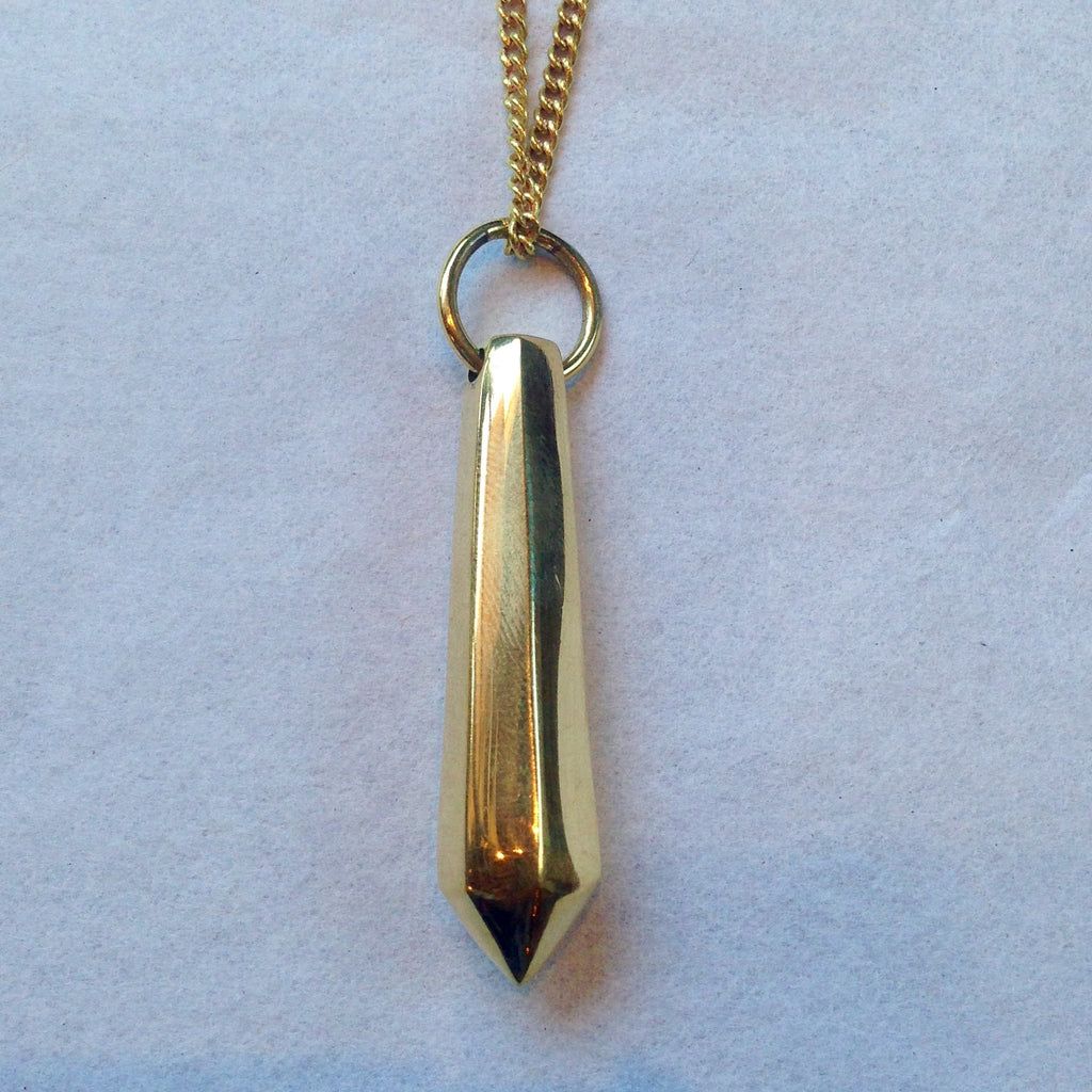 Beno Pendant Necklace